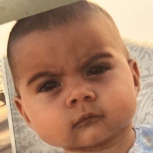 Meet your Posher, Chloe